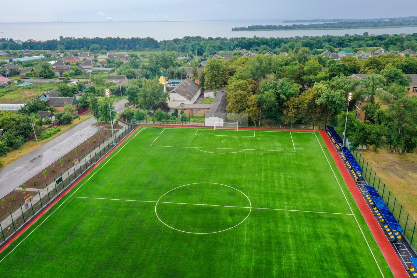 у придніпровському нікопольського району відкрили новий стадіон - зображення 1